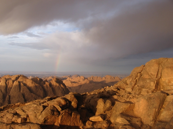 Alçakgönüllülük ve Sinay Dağı